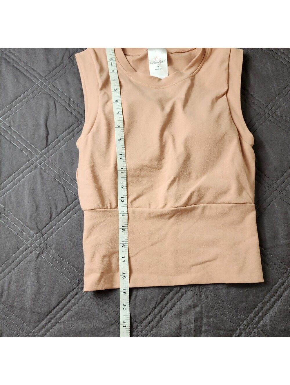 AS ROSE RICH Workout Tank Top Built In Bra Dusty Pink Crop Medium M - Picture 6 of 6